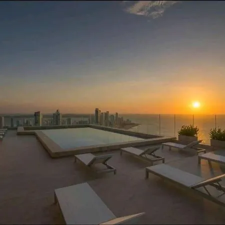Oceanfront Luxury Oasis Retreat Cartagena