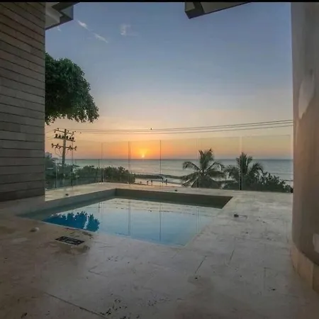 Apartamento Oceanfront Luxury Oasis Retreat *