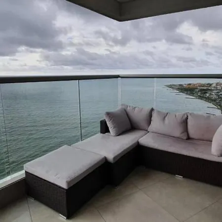 Oceanfront Luxury Oasis Retreat Cartagena